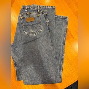 Wrangler Men's Classic Denim Jeans